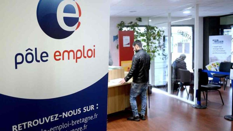 Pôle emploi crée la polémique après avoir organisé une soirée à un coût exorbitant !